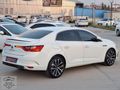 2 PARÇA BOYALI YENİ MAKYAJLI KASA ÇİZİKSİZ CAM GİBİ MEGANE