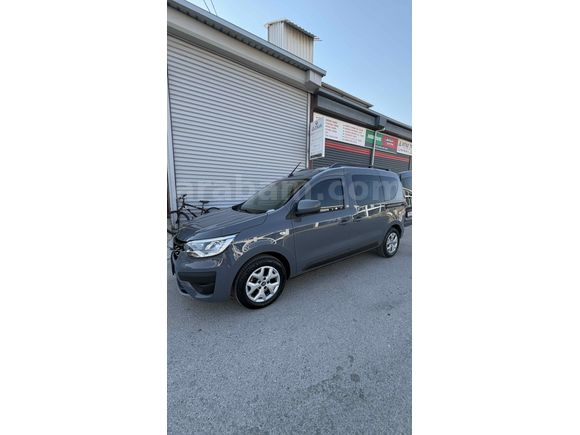 Sahibinden Renault Express Combi 1.5 BlueDCI Touch 2023 Model 