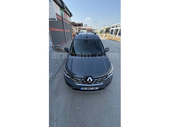 Sahibinden Renault Express Combi 1.5 BlueDCI Touch 2023 Model 