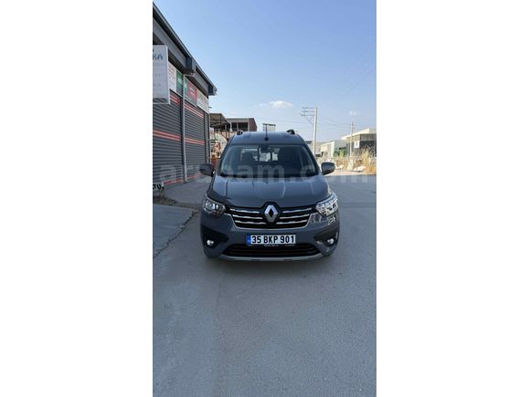 Sahibinden Renault Express Combi 1.5 BlueDCI Touch 2023 Model 