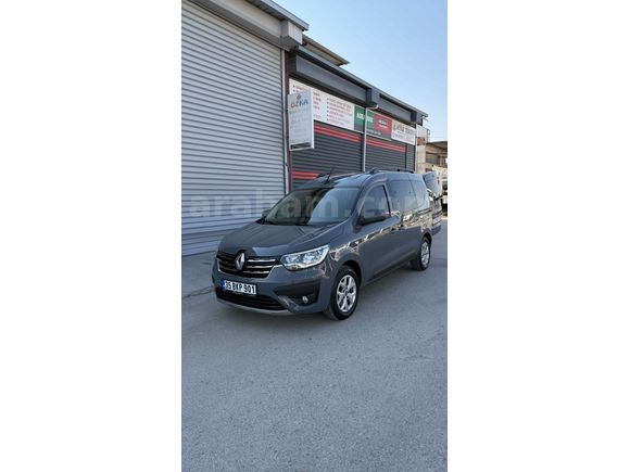 Sahibinden Renault Express Combi 1.5 BlueDCI Touch 2023 Model 