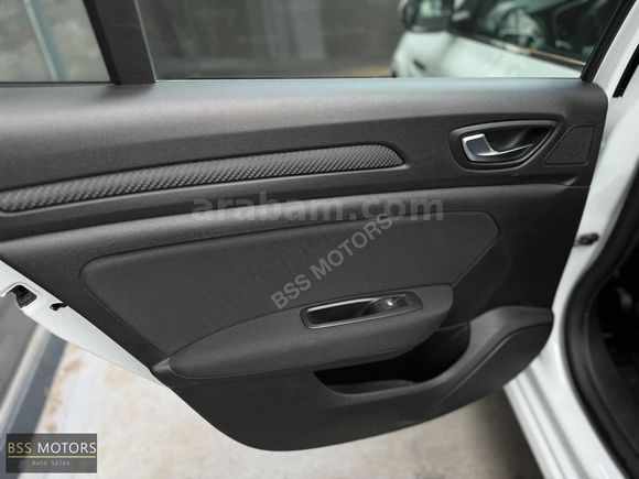 -BSS MOTORS-2020 DİZEL OTOMATİK TOUCH MEGANE 107 BİN KM Y.SERVİS