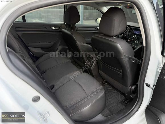 -BSS MOTORS-2020 DİZEL OTOMATİK TOUCH MEGANE 107 BİN KM Y.SERVİS