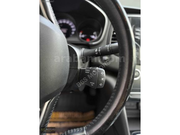 -BSS MOTORS-2020 DİZEL OTOMATİK TOUCH MEGANE 107 BİN KM Y.SERVİS