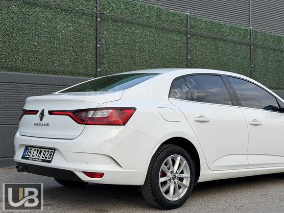 2020 MEGANE 4 TOUCH-DEĞİŞENSİZ-MÜKEMMEL KONDİSYON