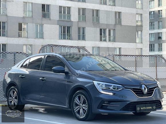 AUTO ARZEL 2022 RENAULT MEGANE 1.5 BLUEDCİ TOUCH 111.000 KM