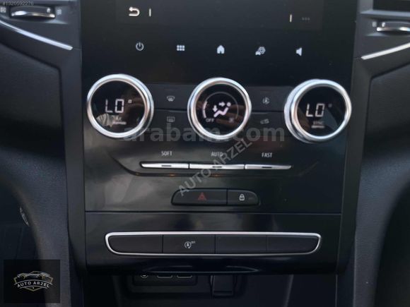 AUTO ARZEL 2022 RENAULT MEGANE 1.5 BLUEDCİ TOUCH 111.000 KM