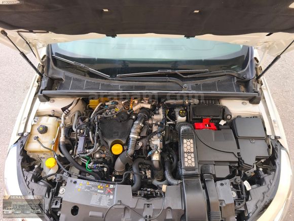 24 MOD. OTOMATİK MEGANE 1.5 DCİ TOUCH BOYASIZ SERVİS BAKIMLI