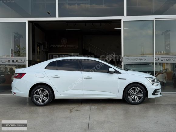 2022 MODEL RENAULT MEGANE 1.5 BLUEDCİ TOUCH HATASIZ BOYASIZ