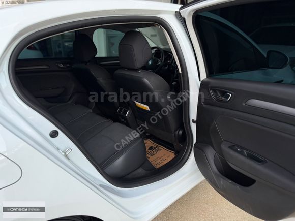 2022 MODEL RENAULT MEGANE 1.5 BLUEDCİ TOUCH HATASIZ BOYASIZ