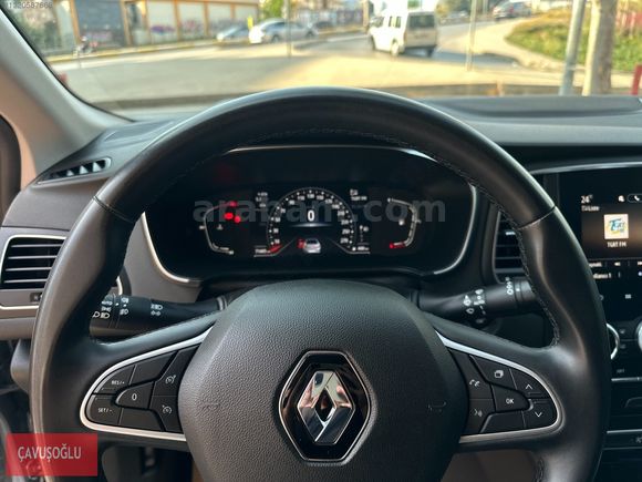ÇAVUŞOĞLU 2023 RENAULT MEGANE 1.5 BLUEDCI TOUCH BOYASIZ