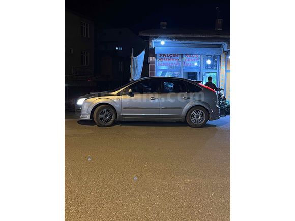 Sahibinden Ford Focus 1.6 TDCi Ghia 2006 Model 