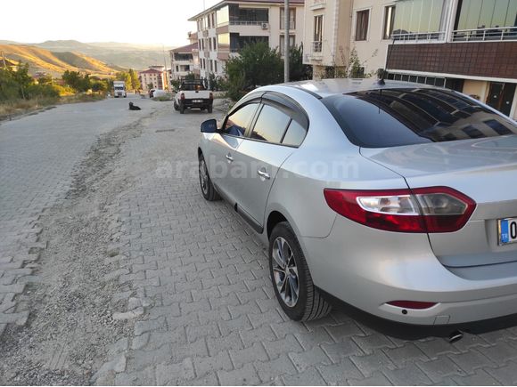 Sahibinden Renault Fluence 1.5 dCi Authentique 2011 Model