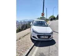 Sahibinden Hyundai i20 1.2 MPI Style 2017 Model  66.000 km Beyaz