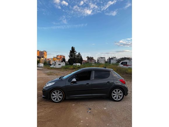 Sahibinden Peugeot 207 1.4 HDi Trendy 2010 Model 