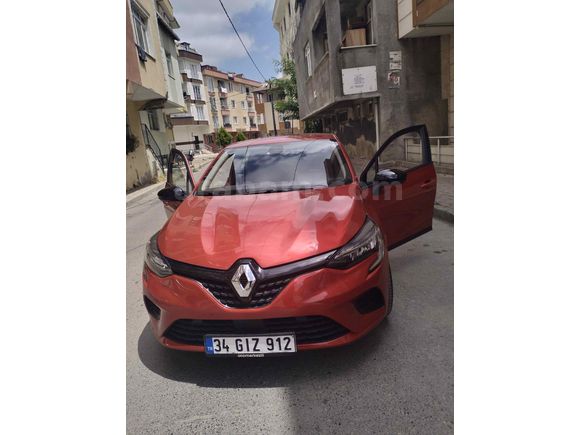 Sahibinden Renault Clio 1.0 SCe Joy 2023 Model 