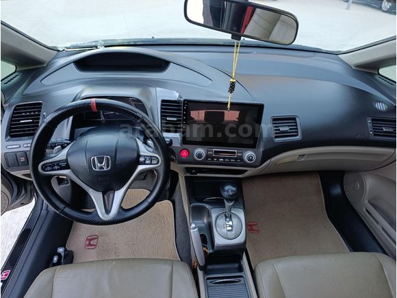 Sahibinden Honda Civic 1.6i VTEC Elegance 2010 Model