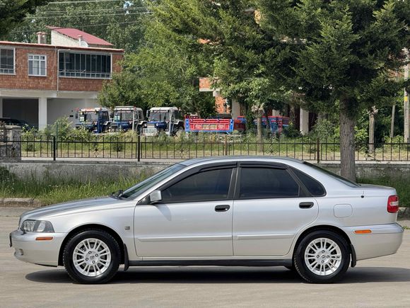Y I L D I R I M ‘dan  Volvo S40 1.6 2004 Model  CLASIC