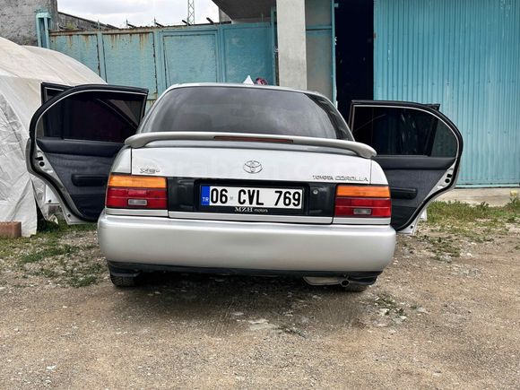 Sahibinden Toyota Corolla 1.3 XE 1998 Model 