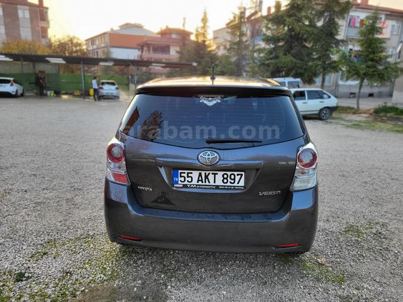 Sahibinden Toyota Verso 2.0 D-4D  2010 Model