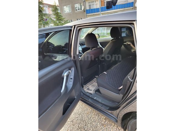 Sahibinden Toyota Verso 2.0 D-4D  2010 Model