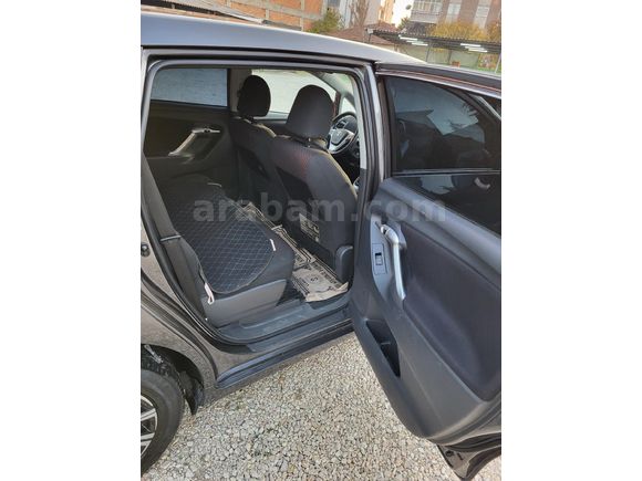 Sahibinden Toyota Verso 2.0 D-4D  2010 Model
