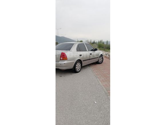 Sahibinden Hyundai Accent 1.5 CRDi Admire 2006 Model  300.000 km Gri