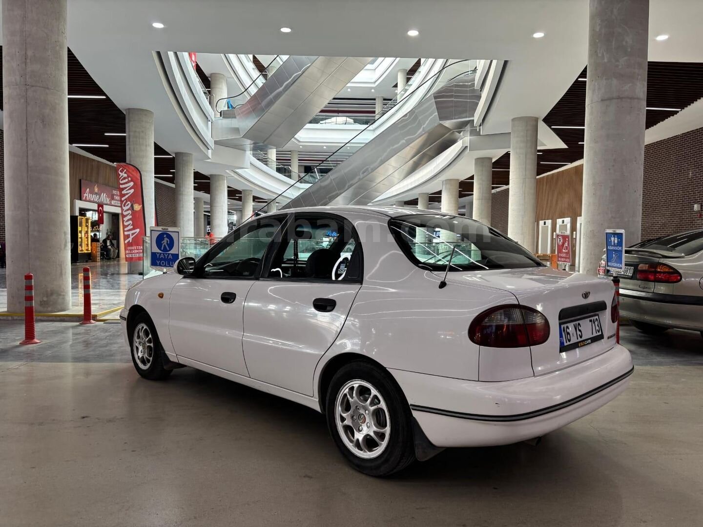 Sahibinden Daewoo Lanos 1.6 SX 1998 Model Ankara 121.000 km Beyaz 4