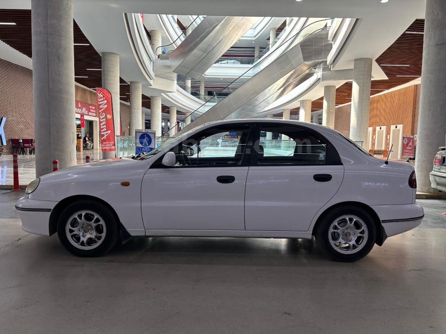 Sahibinden Daewoo Lanos 1.6 SX 1998 Model Ankara 121.000 km Beyaz 3