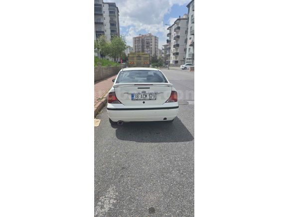 Sahibinden Ford Focus 1.4 Comfort 2005 Model 