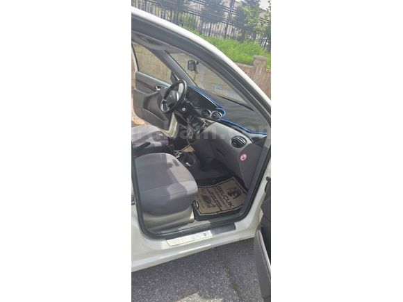 Sahibinden Ford Focus 1.4 Comfort 2005 Model 