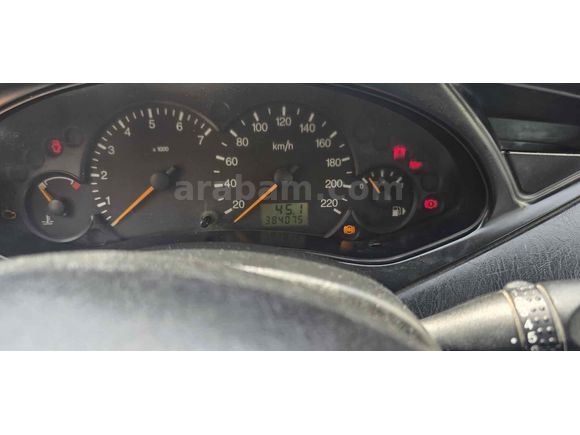 Sahibinden Ford Focus 1.4 Comfort 2005 Model 