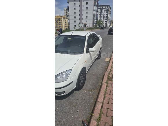 Sahibinden Ford Focus 1.4 Comfort 2005 Model 