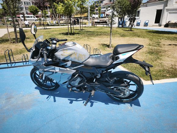 2024 4600 km 250SR