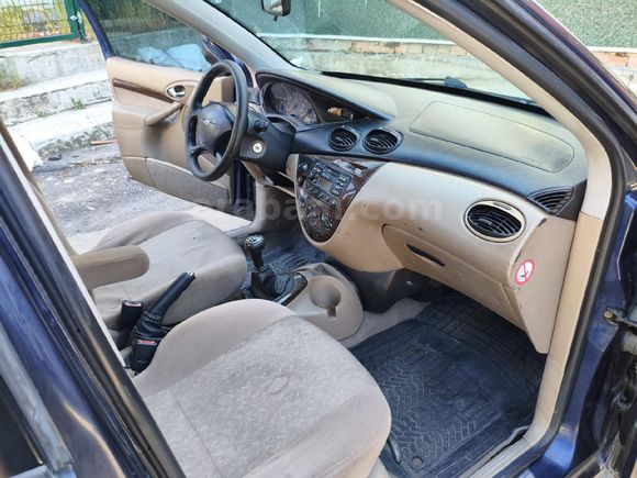 Sahibinden Ford Focus 1.6 Ghia 2001 Model