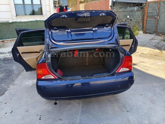 Sahibinden Ford Focus 1.6 Ghia 2001 Model