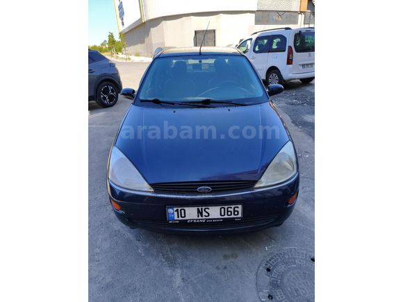 Sahibinden Ford Focus 1.6 Ghia 2001 Model
