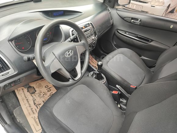Hyundai i20 1.2 D-CVVT 2012 - 140 binde Boyasız