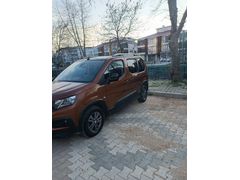 Sahibinden Peugeot Rifter 1.5 BlueHDI Allure 2021 Model