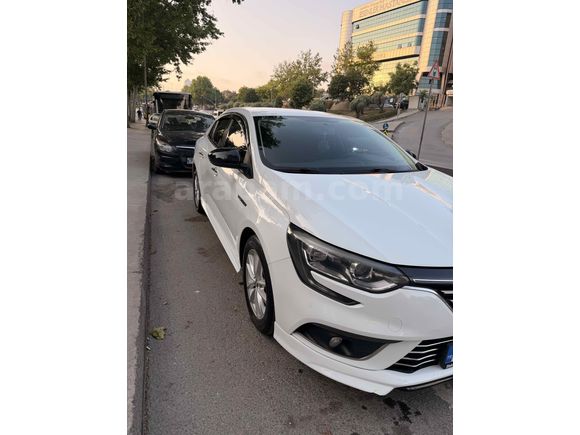 Sahibinden Renault Megane 1.5 dCi Touch 2019 Model 