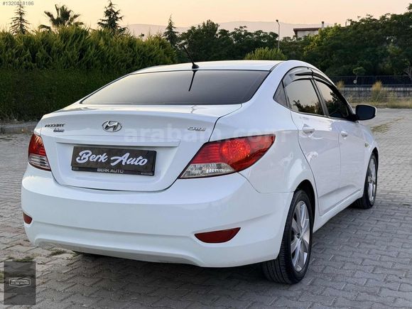 BERK AUTO'DAN-SATILIK-2016 MODEL-OTOMATİK 7-İLERİ ACCENT BLUE