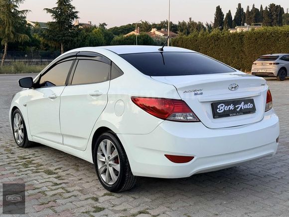 BERK AUTO'DAN-SATILIK-2016 MODEL-OTOMATİK 7-İLERİ ACCENT BLUE