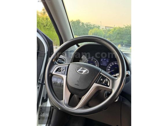 BERK AUTO'DAN-SATILIK-2016 MODEL-OTOMATİK 7-İLERİ ACCENT BLUE