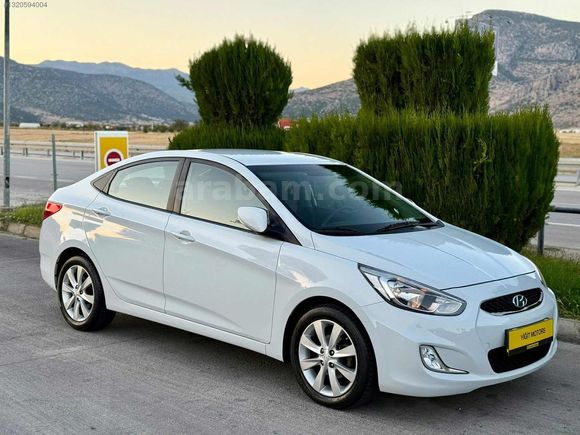 YİĞİT MOTORS'TAN 2018 MODEL BLUE HATASIZ OTOMATİK FIRSAT ARACI