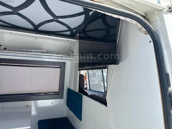2004 MODEL KARAVAN