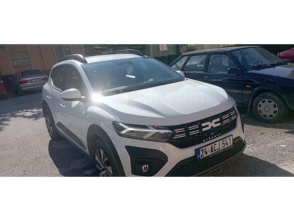 Sahibinden Dacia Sandero Stepway 1.0 Tce Expression 2025 Model Erzincan 6.001 km Beyaz