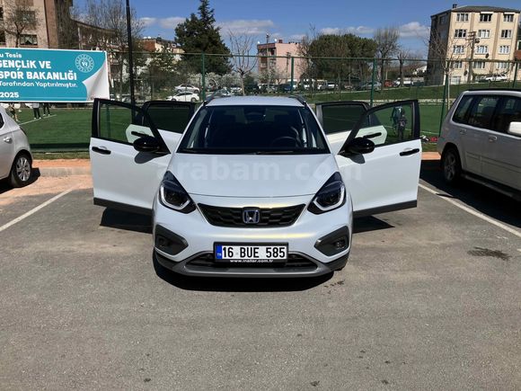 Sahibinden Honda Jazz 1.5 Hybrid Crosstar Executive 2025 Model 