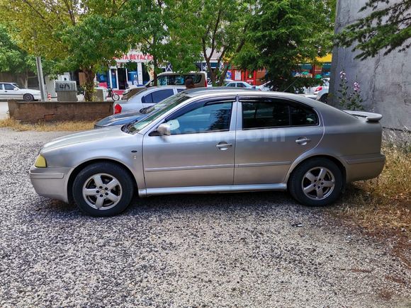 Sahibinden Skoda Octavia 1.6 Elegance 2005 Model