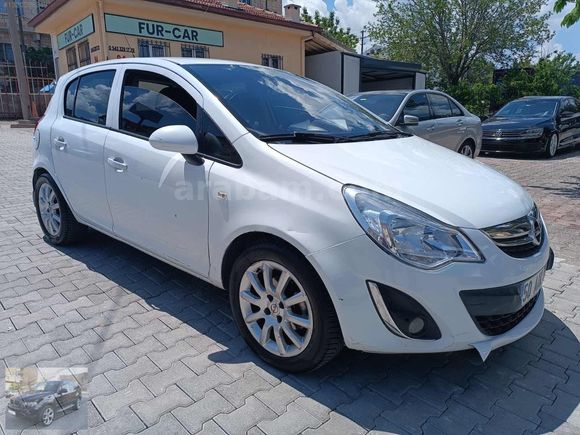 EMİR'DEN 2012 MODEL OPEL CORSA 1.3CDTI ENJOY