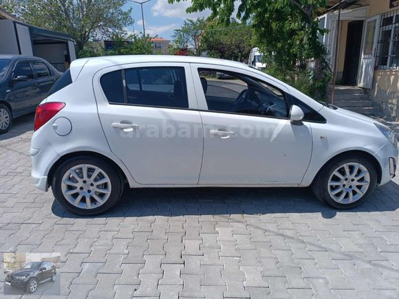 EMİR'DEN 2012 MODEL OPEL CORSA 1.3CDTI ENJOY